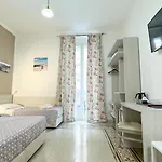 Nautilus Hotel 2*